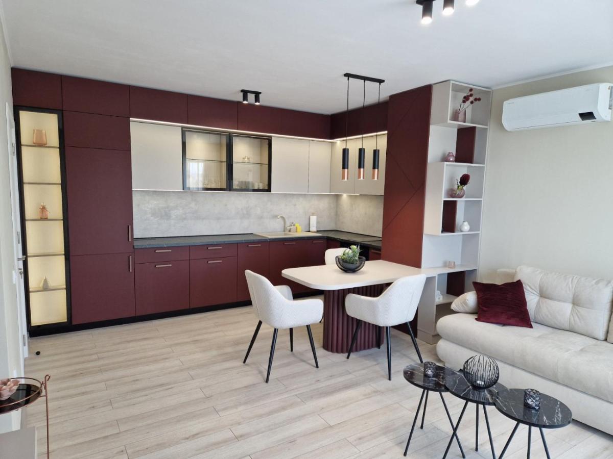 Papaya Apartments Varna Exterior photo